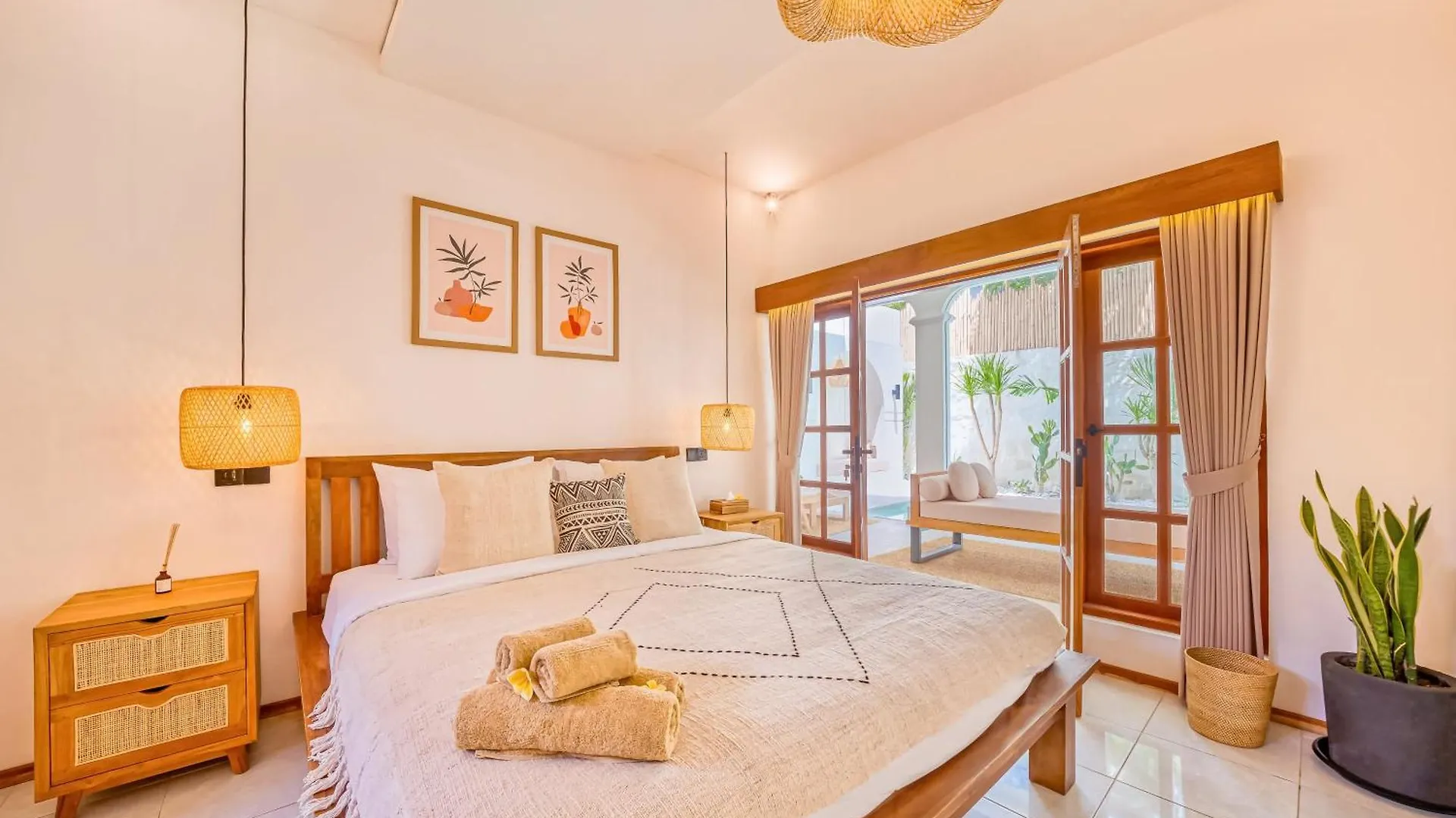 Villa San Diego: Brand New 4Bdr 세미냑